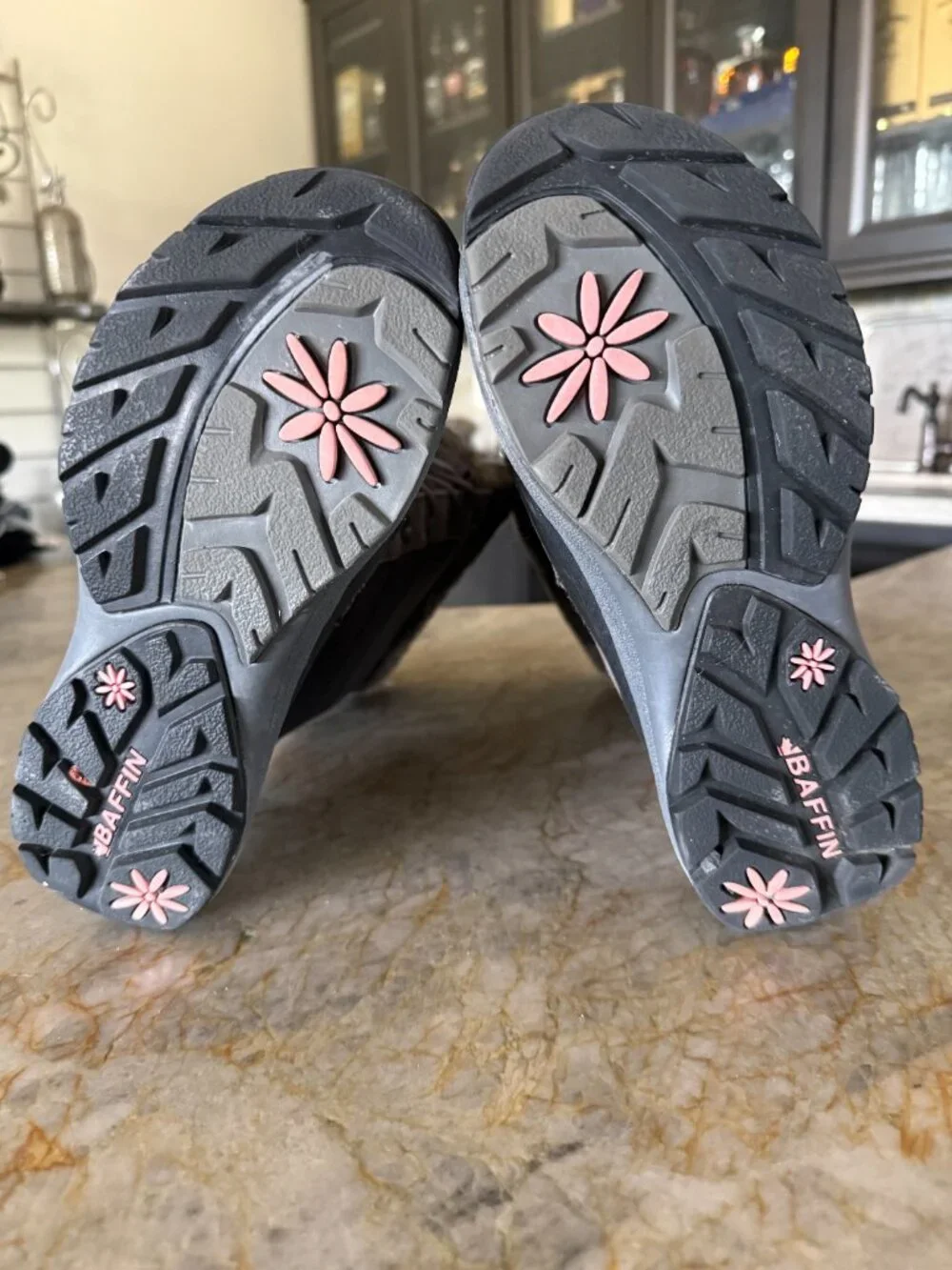Women's Baffin Iceland Snow Boots NWT Size 7